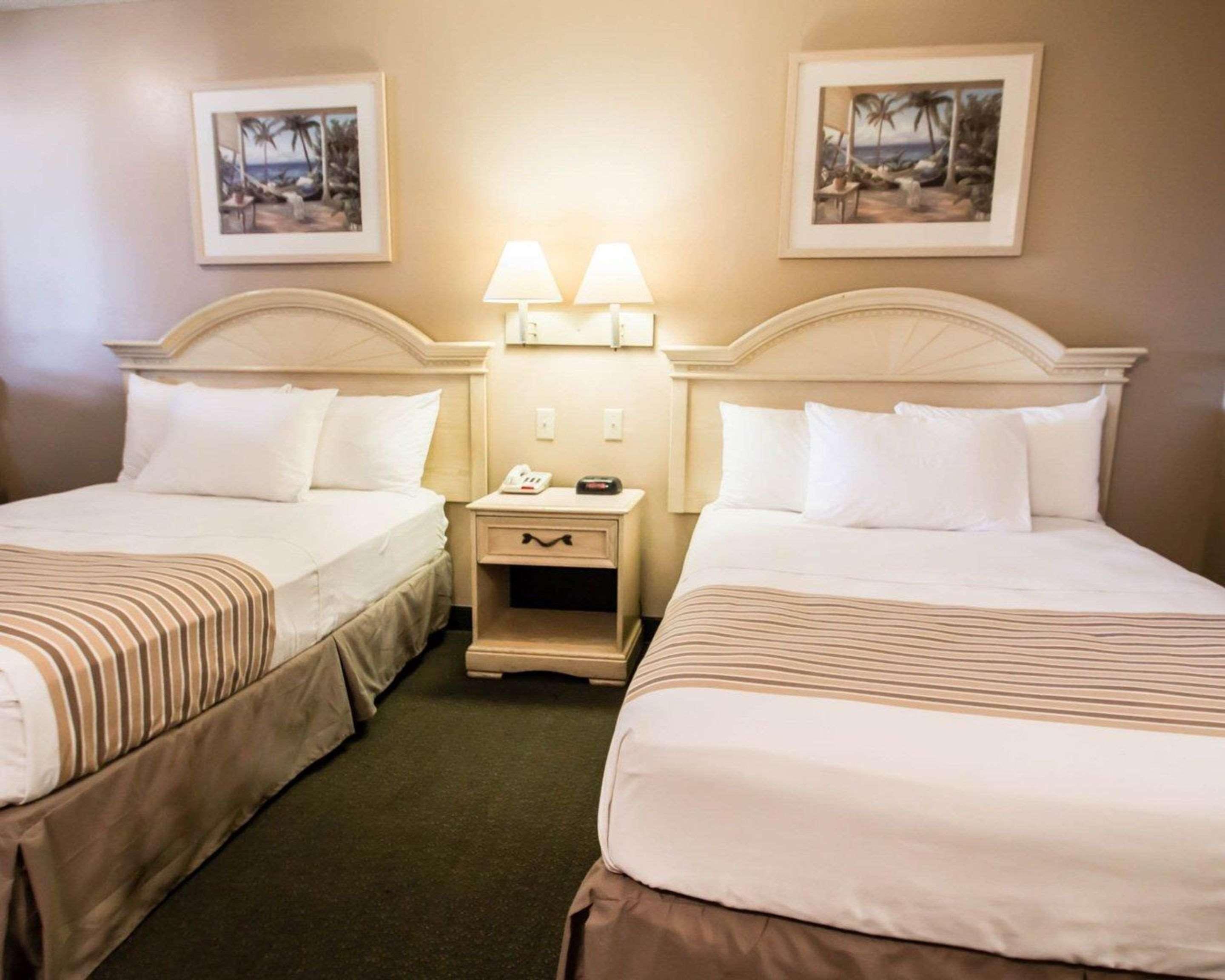 Rodeway Inn Forest City Eksteriør billede