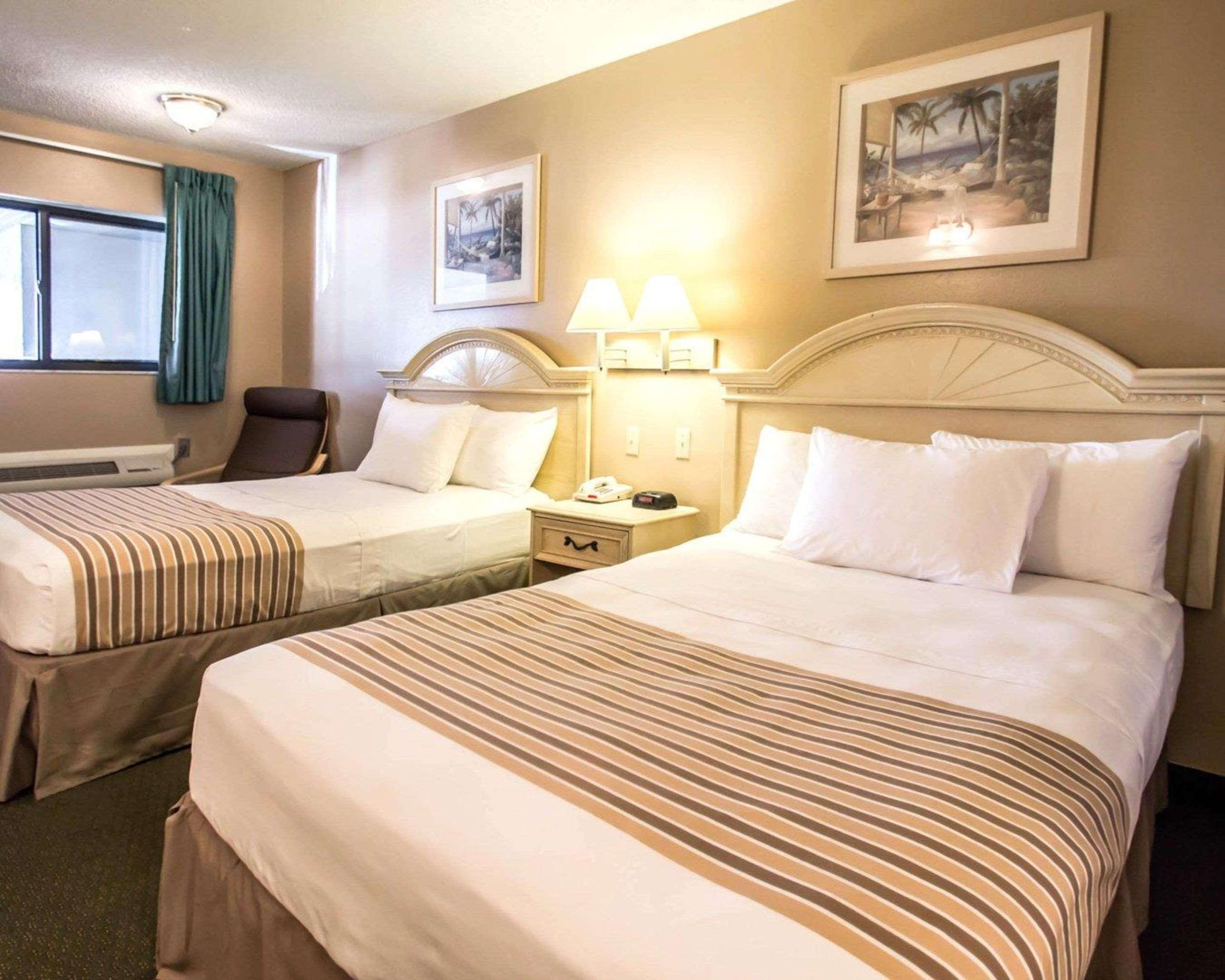 Rodeway Inn Forest City Eksteriør billede